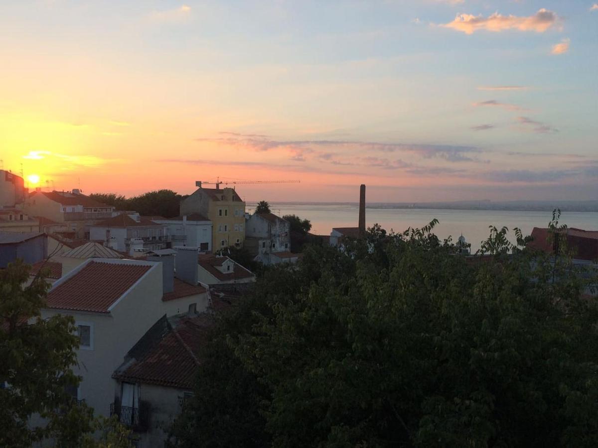 Alfama Chateau - Vue Exceptionelle - Charme - Calme Lisbon Exterior photo